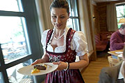 Michaeligarten Restaurantleiterin Hedwig Lavinia (©Foto: Martin Schmitz)